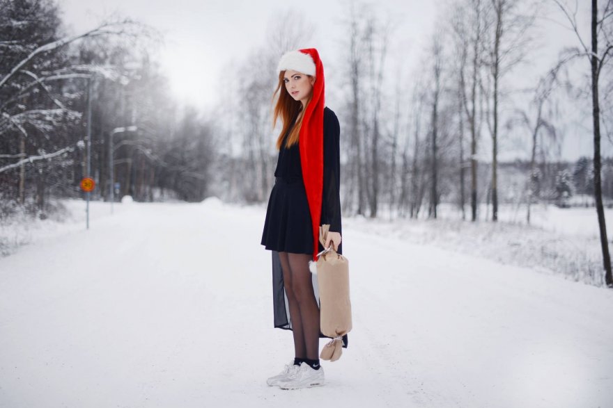 Ebba Zingmark and her giant cracker