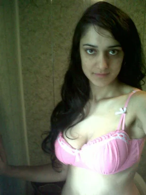 amateur photo 1857828593