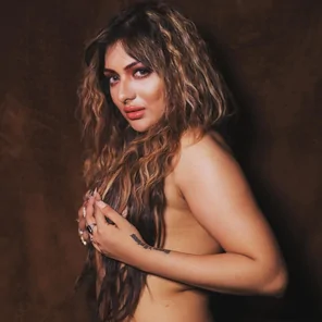 khusi mukharji (125)