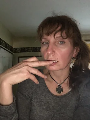 amateur pic Zan Polish slim hairy slut