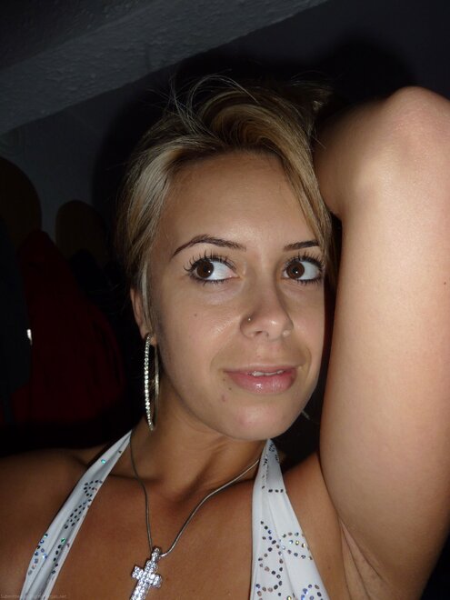 1 (132) nude