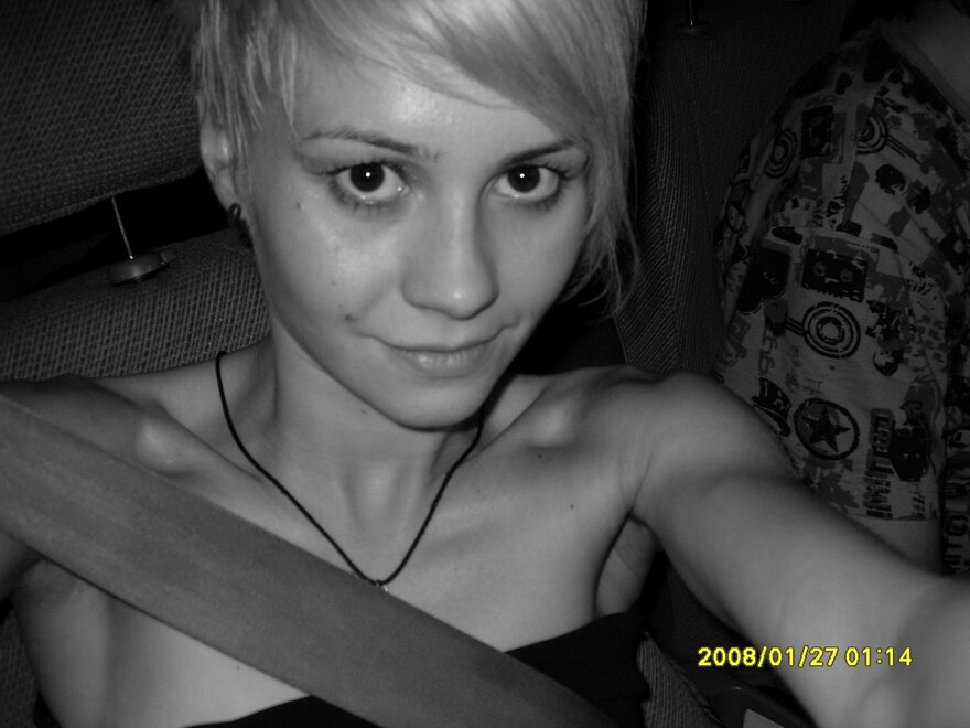 1 (99) nude
