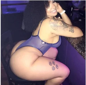 amateur pic 9320323764246695049