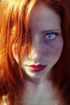 Those piercing eyes