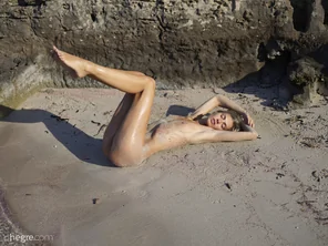 francy-nude-paradise-19-14000px