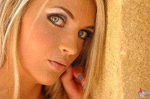 woman_09454