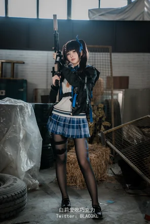 amateur pic BLACQKL - Guan Xiaoyu (1)