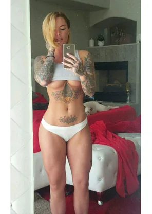 Clothing Selfie Leg Undergarment 