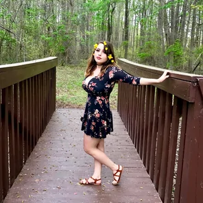 Those thighs... those boobs. Virginia girls are built right.
