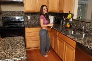 amateur pic dillionharper (1)
