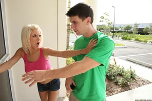 tessa taylor flower power pounding (456)