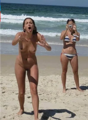 amateur pic only one naked vol2