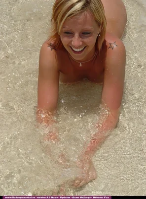 enlarge-normicawber - Lindsey Collection 1 - 0132 - sandbath044-enlarge