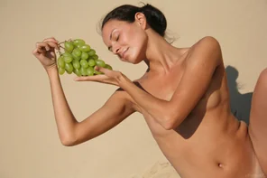 amateur pic Stunning_Grapes-in-the-Desert_Irma_high_0004