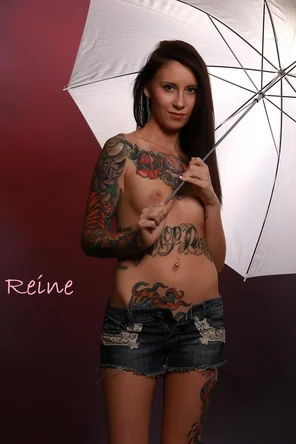 amateur pic Reine showing off her tattoos