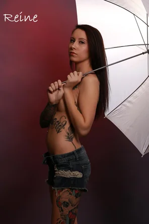 amateur pic Reine showing off her tattoos