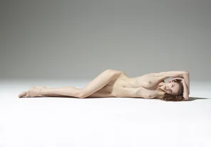 aya-beshen-full-figure-02-10000px