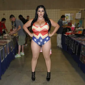 amateur pic Angelina Castro