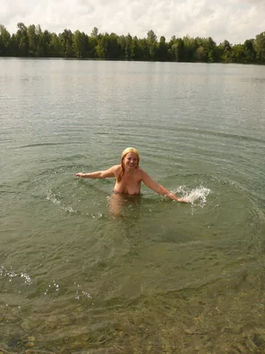 amateur pic 1 (53)
