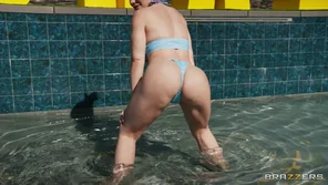 amateur pic vlcsnap-2023-11-14-11h34m15s678