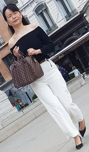 a (753)