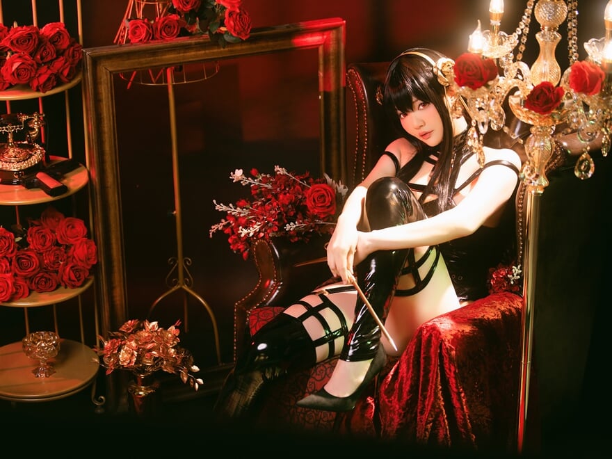 YingTze-Yor-Forger-Lingerie-13