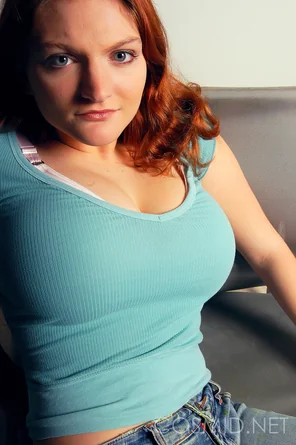 amateur pic Very large breasts on petite body of Annalynn solo busty redhead - Echoe Matthews