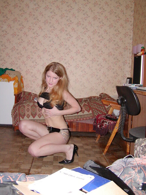 1 (61) nude