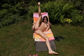 ALS_Legs-Apart_Bella-Nova_high_0146