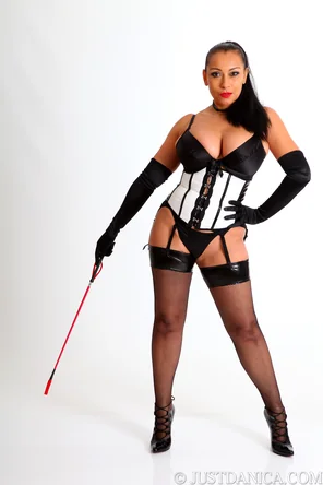 danica067-006