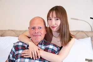 Naughty teen Kate Quinn treats a senior to a hot blowjob before having sex