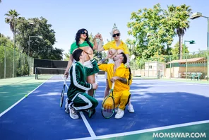 momswap_kenzie_taylor_and_mona_azar_022