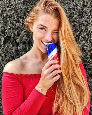 Lara Vogel