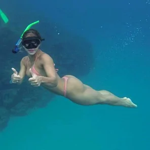 2 Thumbs Up