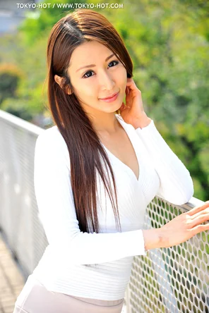Mari Sato-672