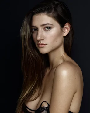 amateur pic Elizabeth Elam
