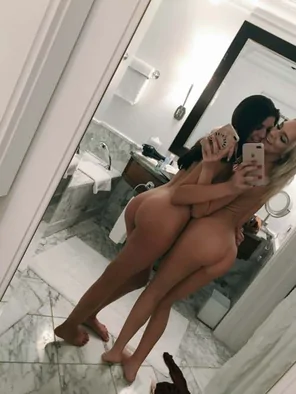Who clicked the pic? Doesn't matter