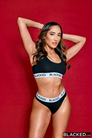 amateur pic BLACKED - Chloe Amour