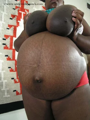 pregnant_00736