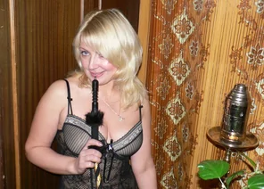milf blonde (8)