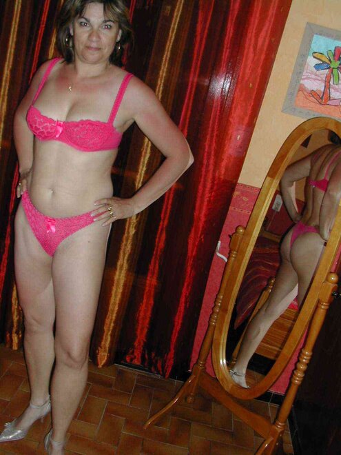 1 (371) nude