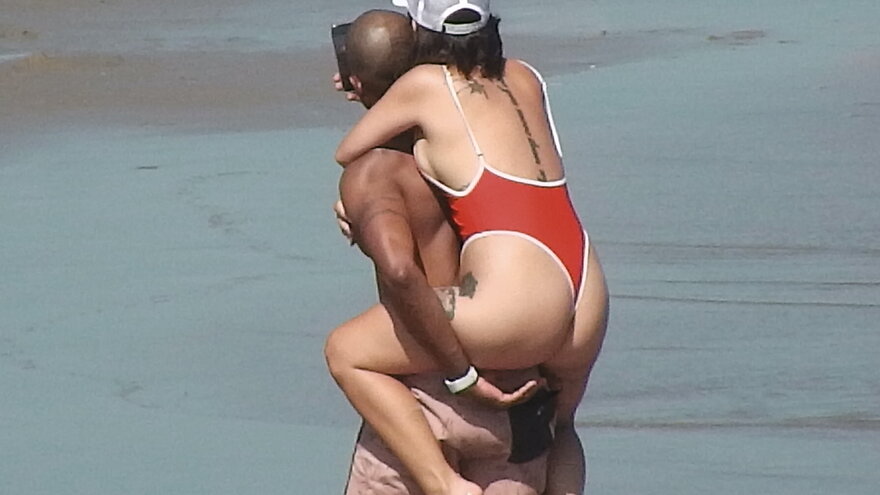 2021 Beach girls pictures(2173)