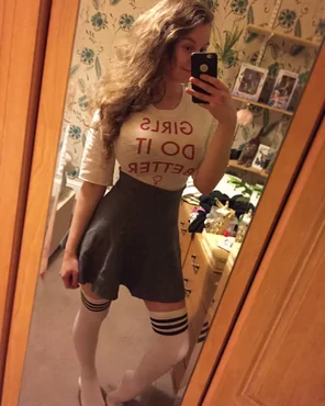 amateur pic SchoolGirlie