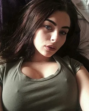 amateur photo pokies_ee6132e554a4e3036804dadcead33930_400