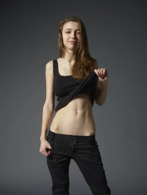 amateur photo milla-introduction-09-10000px