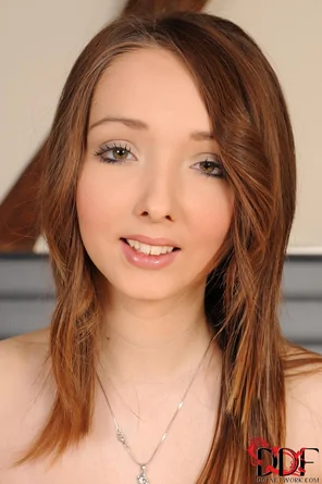 lucie wilde (busty buffy) 43-068