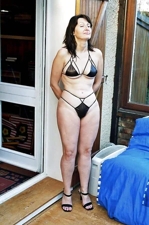 amateur pic valerie de senlis (86)