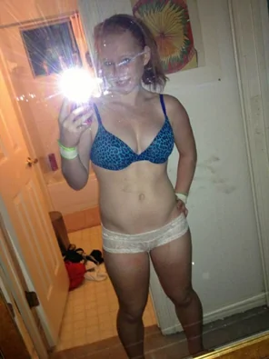 amateur photo Beautiful Ginger's Great Body_ 57A023A