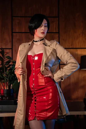 v