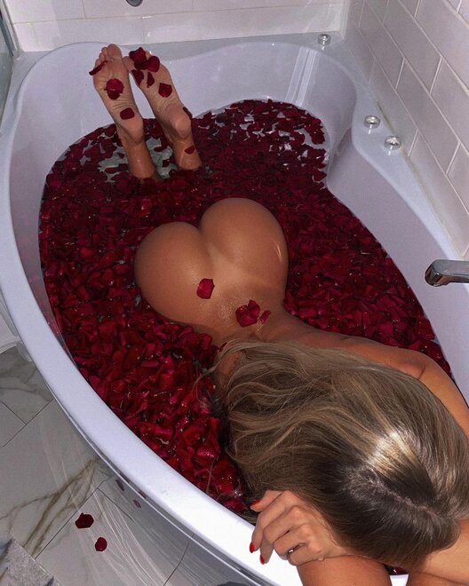summerlovesummerl_149538442_1089418914912560_3672964356373085827_n